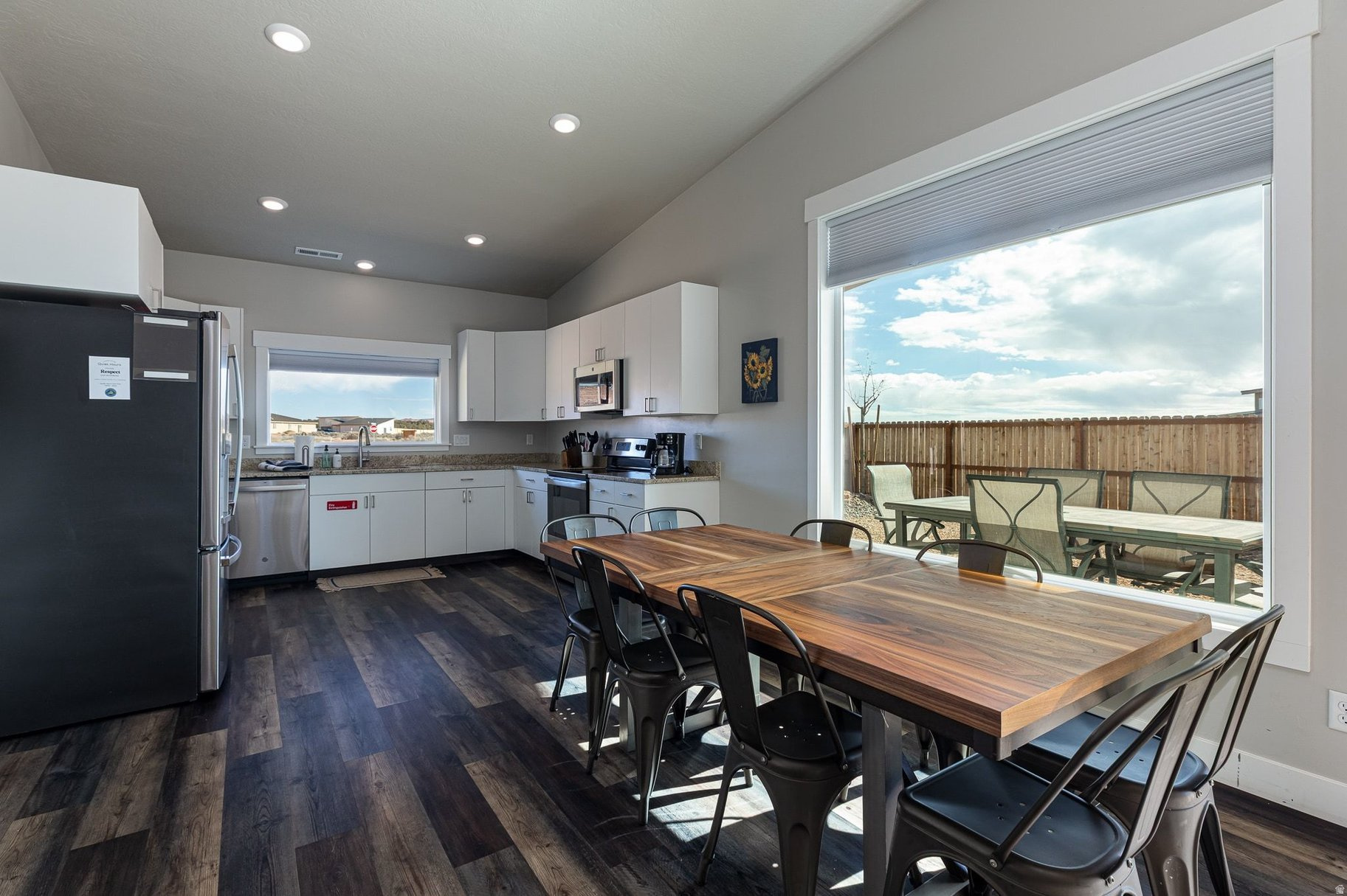 SUNFLOWER VALLEY ESTATES - Residential