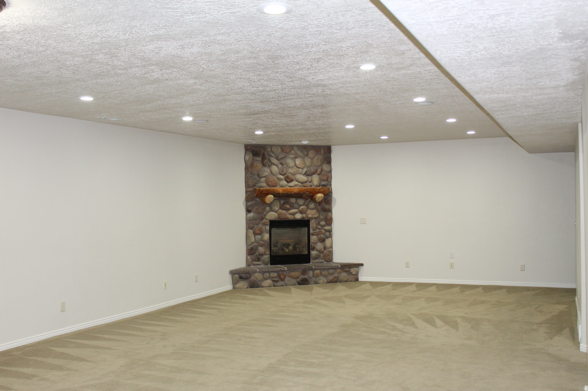 CANTERBURY NORTH - Residential