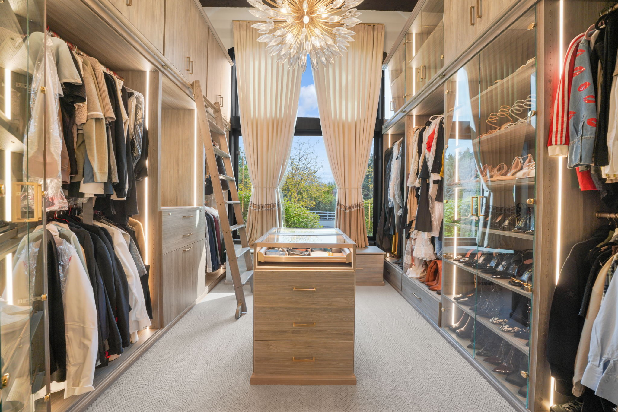 MOYLE ESTATES - Residential