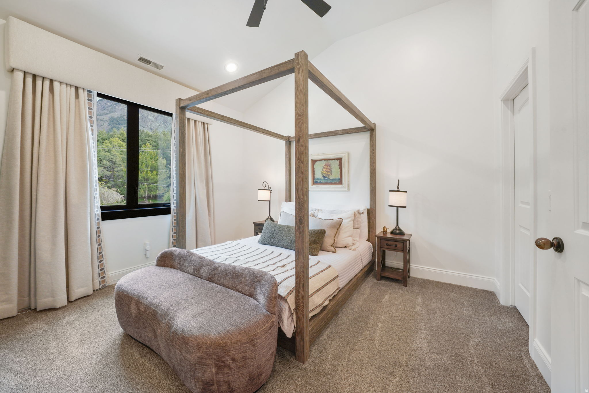 MOYLE ESTATES - Residential