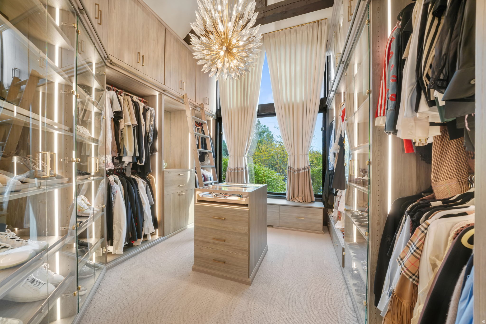 MOYLE ESTATES - Residential