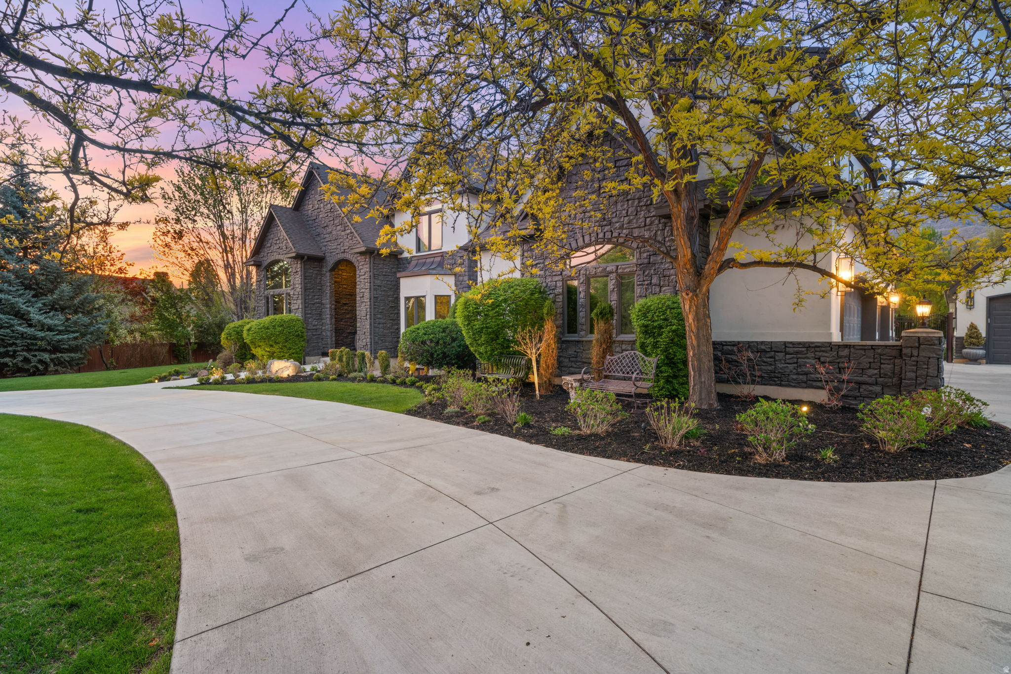 MOYLE ESTATES - Residential