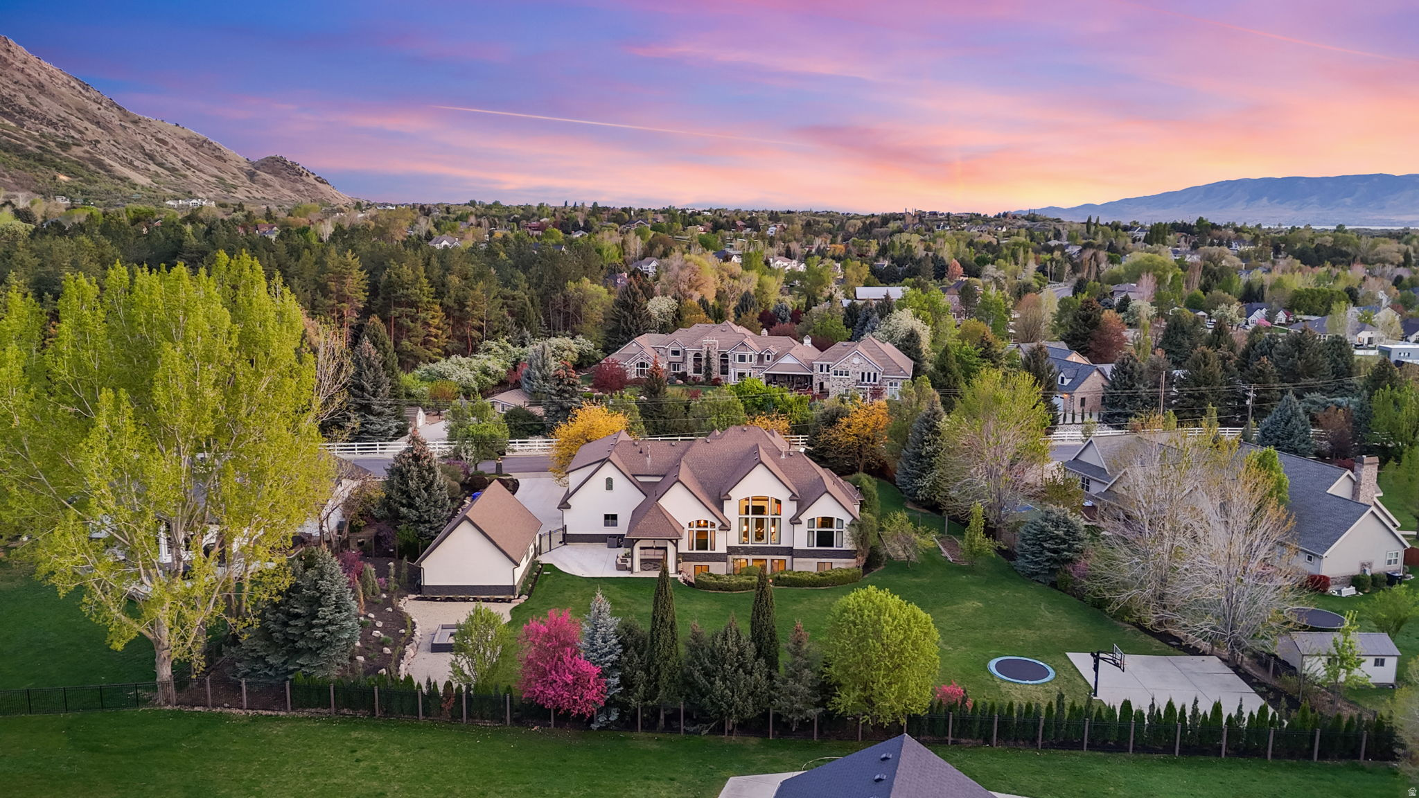 MOYLE ESTATES - Residential