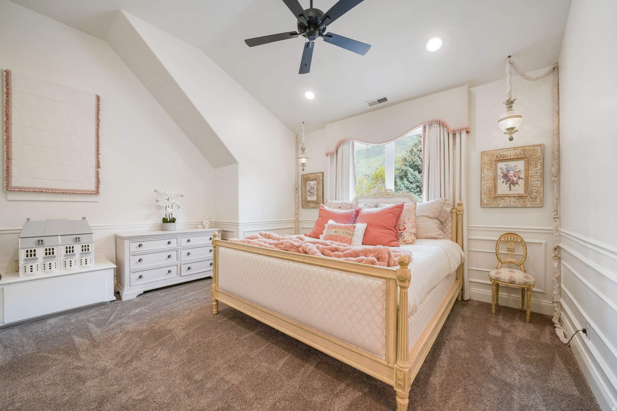 MOYLE ESTATES - Residential