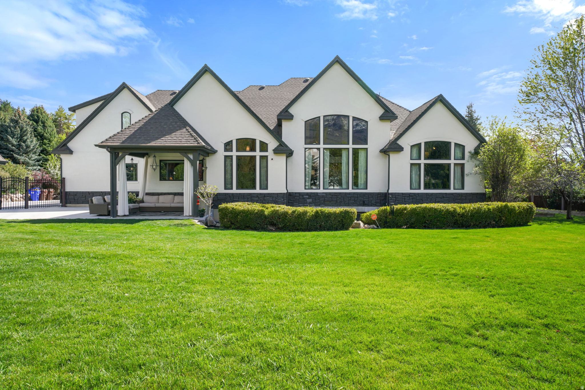 MOYLE ESTATES - Residential