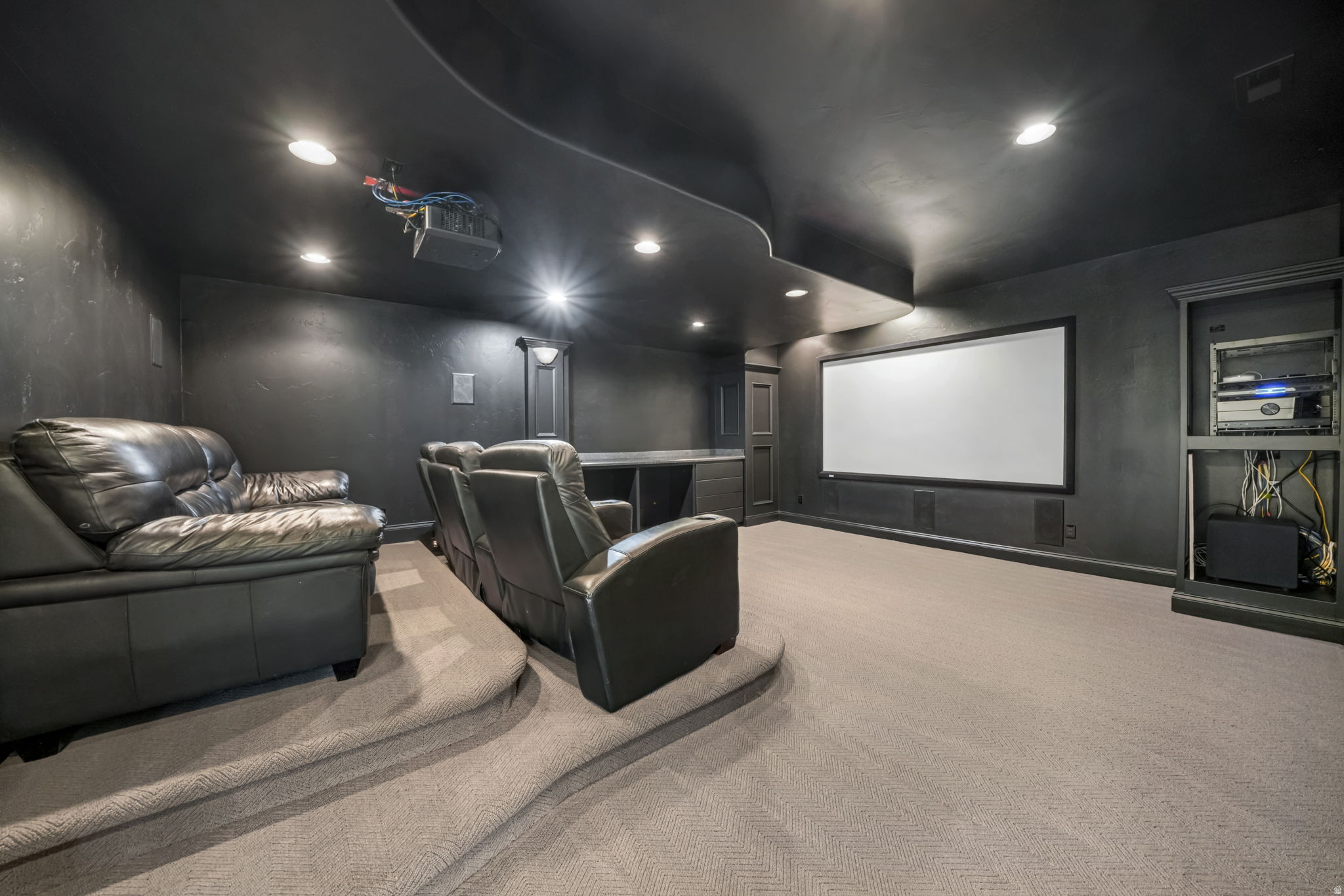 MOYLE ESTATES - Residential