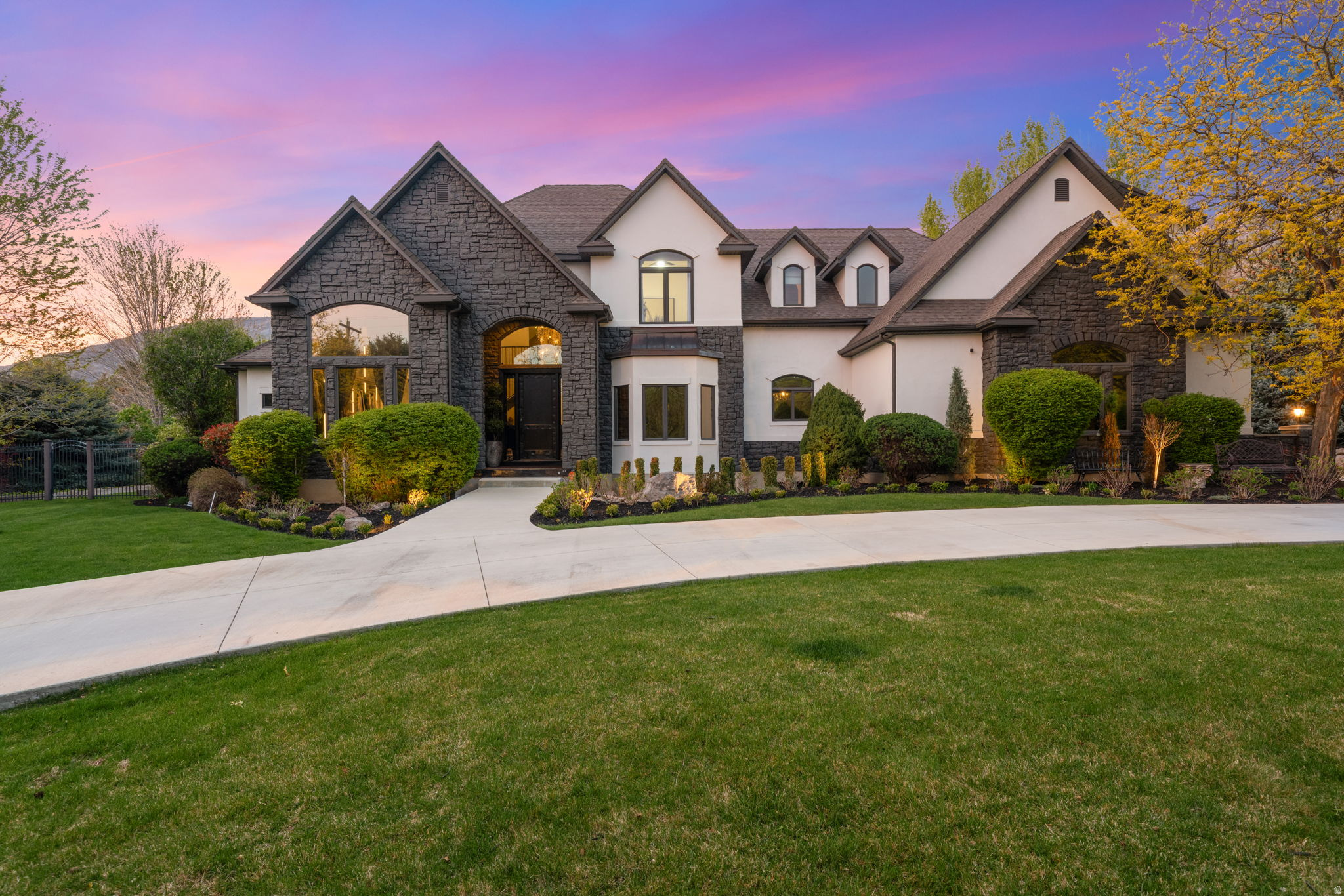 MOYLE ESTATES - Residential