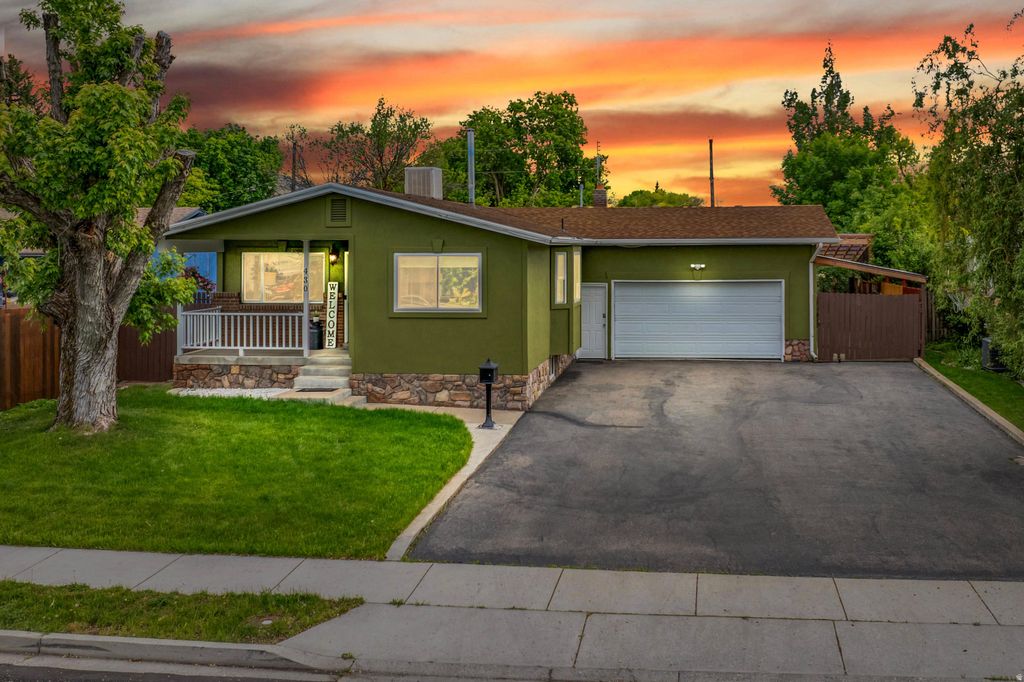 Photo of 430 W 550 N, Logan, UT 84321 (MLS # 2121500)