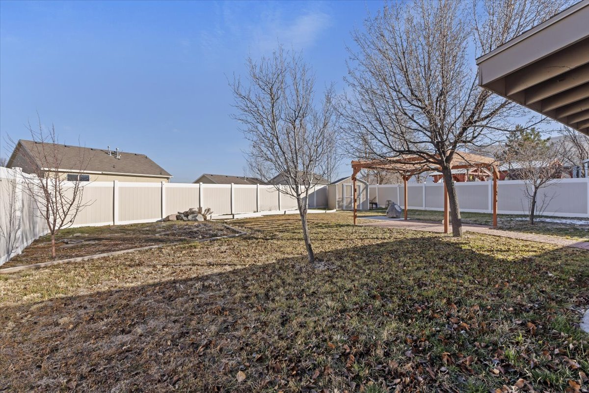 HAMILTON FARMS - Residential Lease