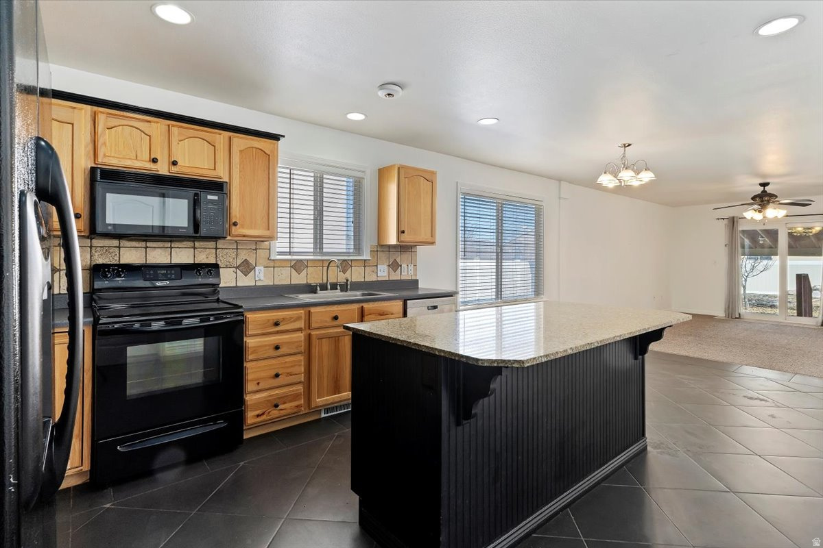 HAMILTON FARMS - Residential Lease