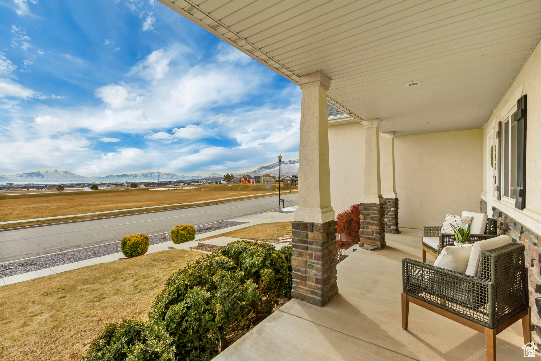 807 N Buffalo Dr, Saratoga Springs, Utah image 3
