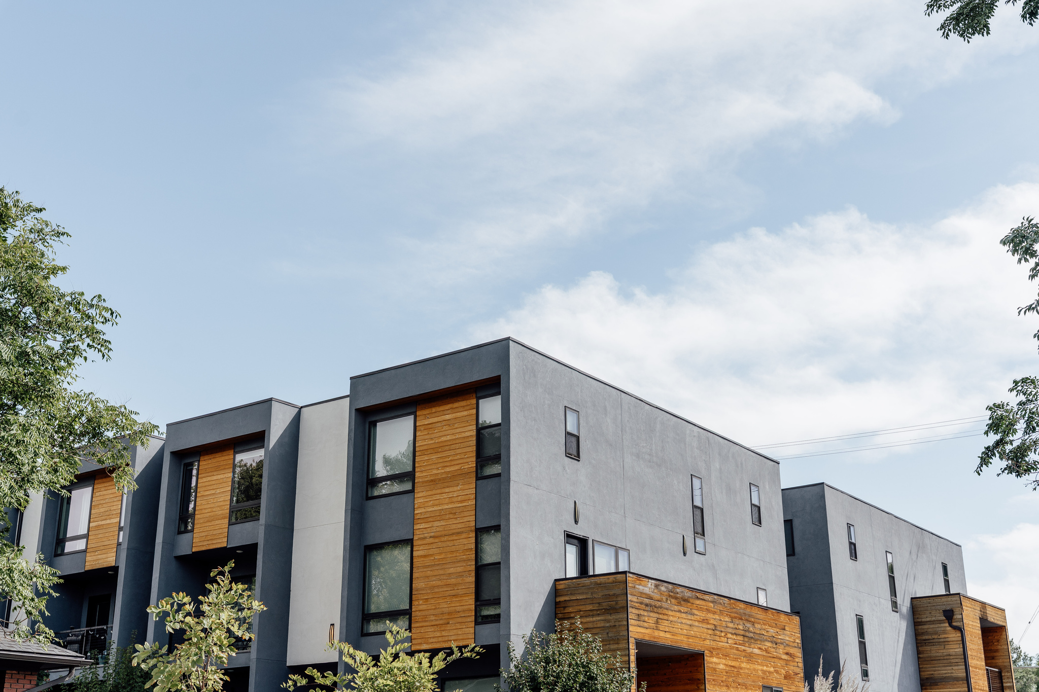 ROW 17 - Residential