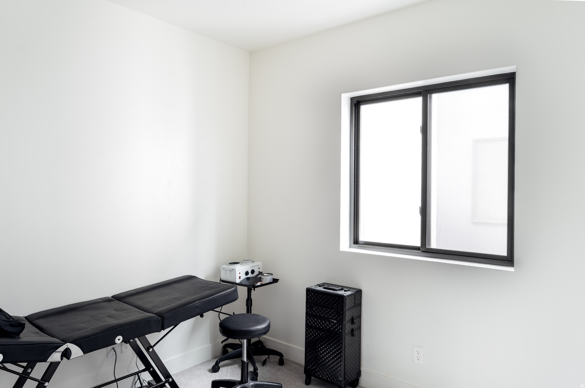 ROW 17 - Residential