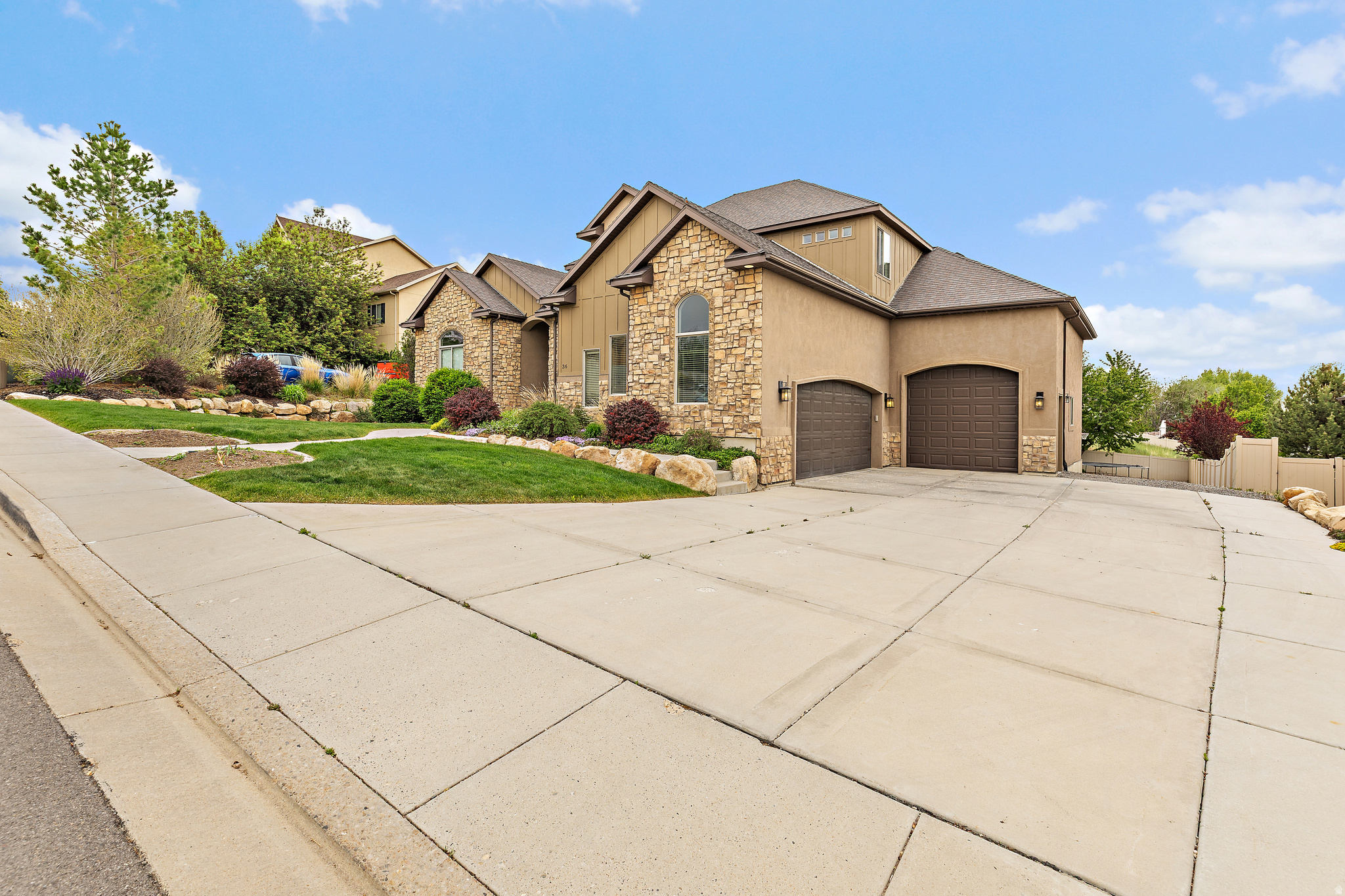 HURLEY RIDGE - Residential