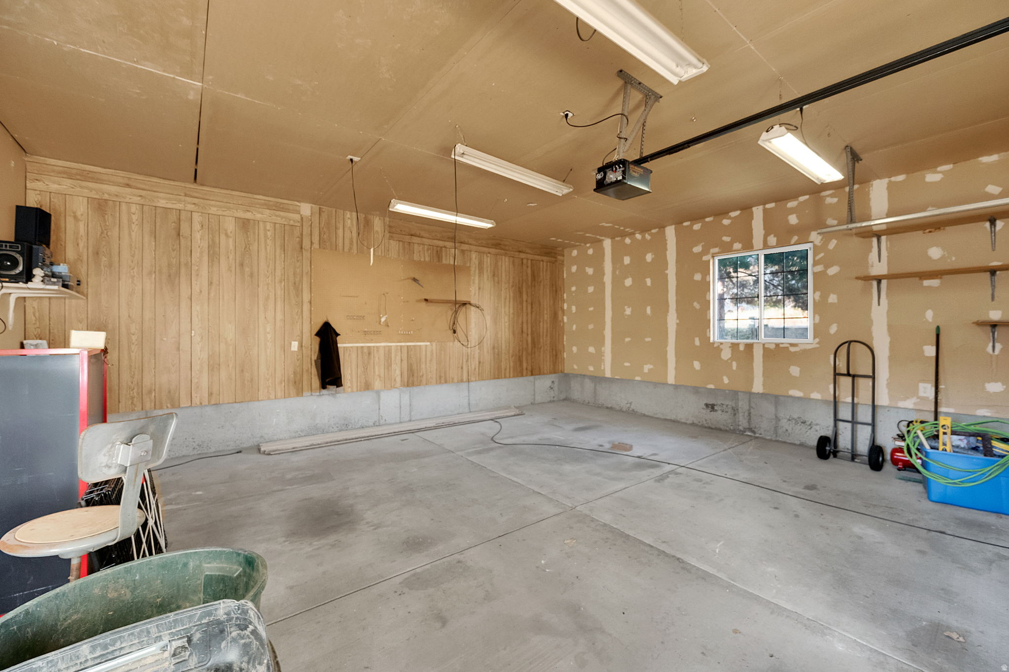 ROCKET HEIGHTS - Residential