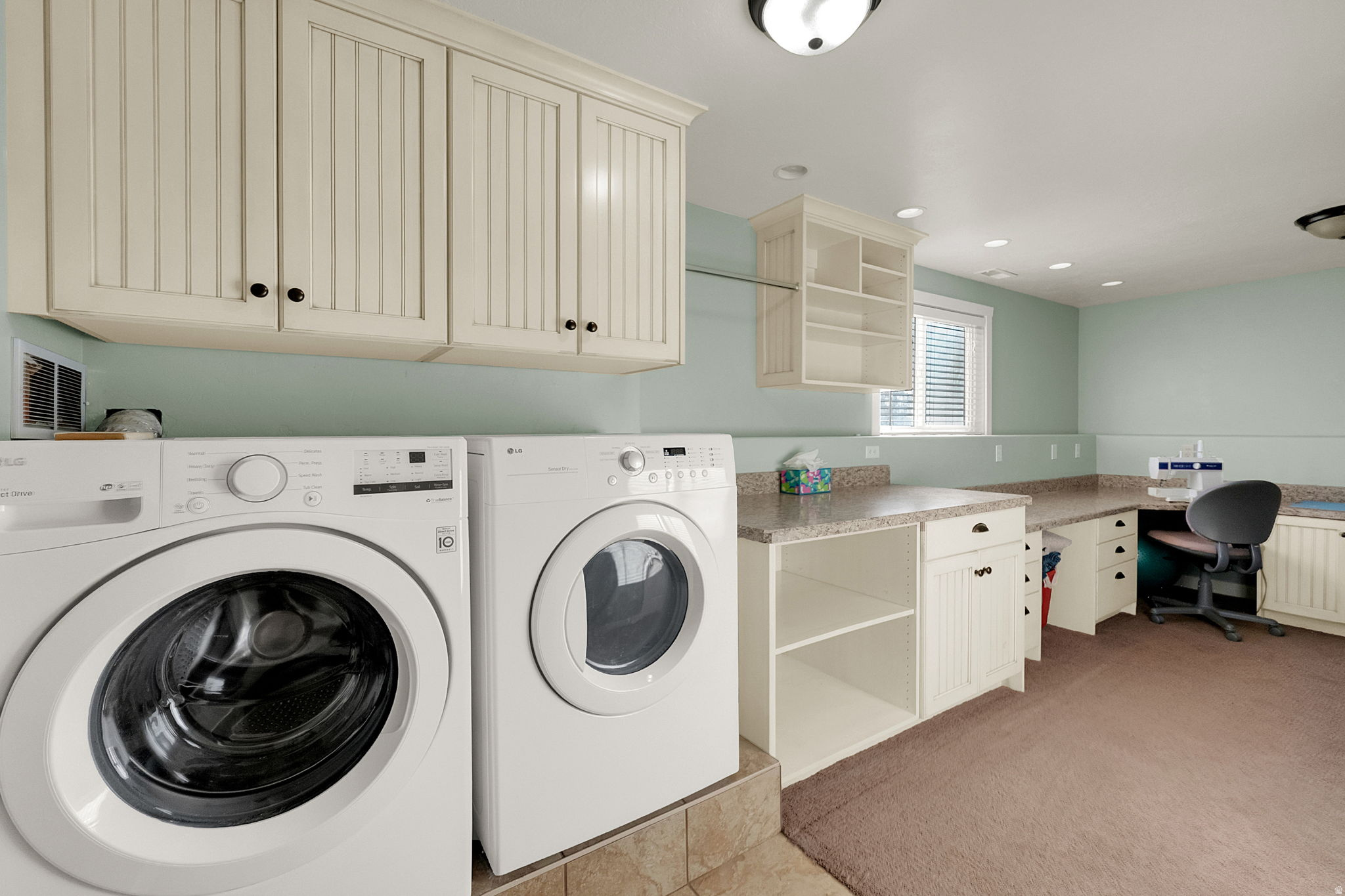 ROCKET HEIGHTS - Residential