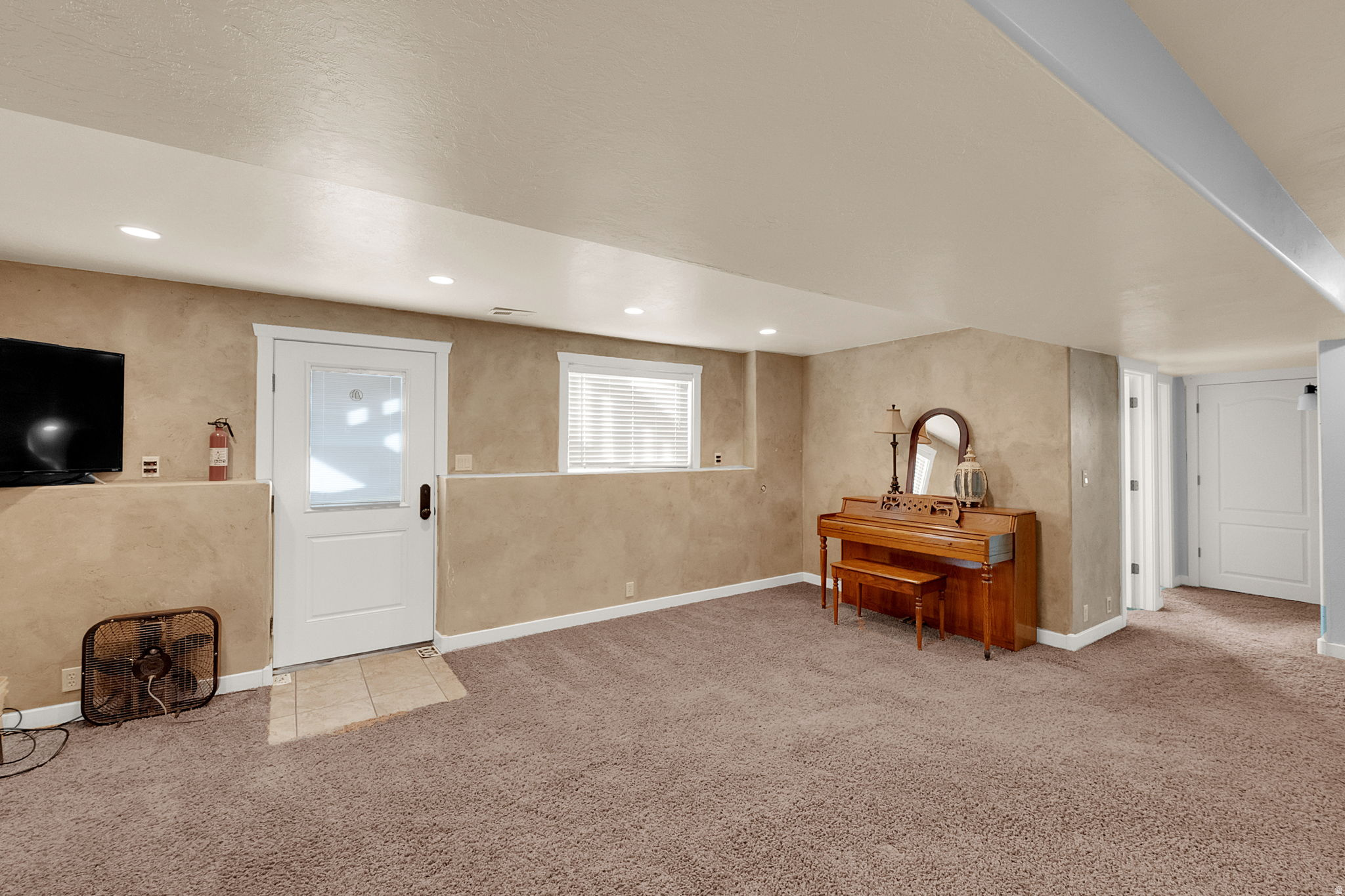 ROCKET HEIGHTS - Residential