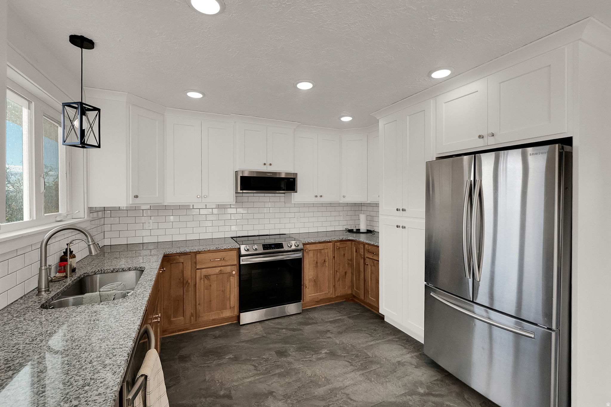 ROCKET HEIGHTS - Residential