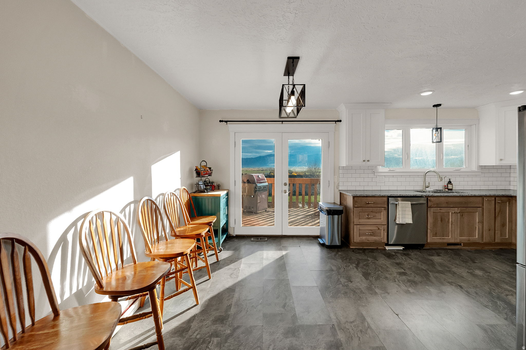 ROCKET HEIGHTS - Residential