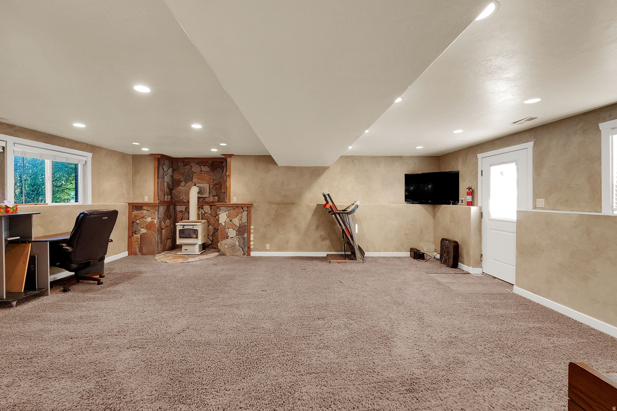 ROCKET HEIGHTS - Residential