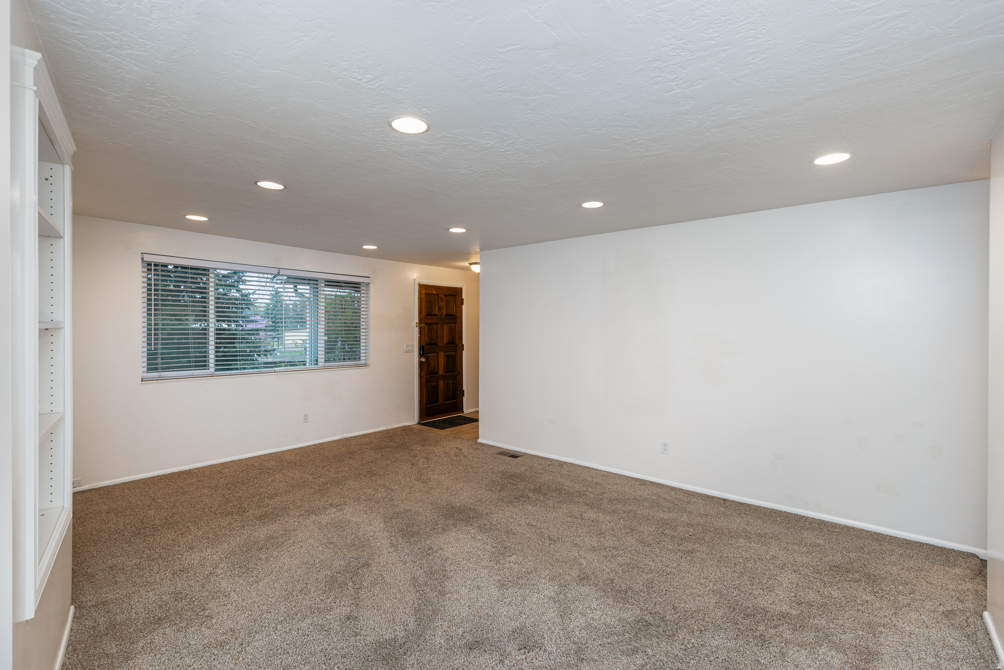 MT VERNON COVE - Residential