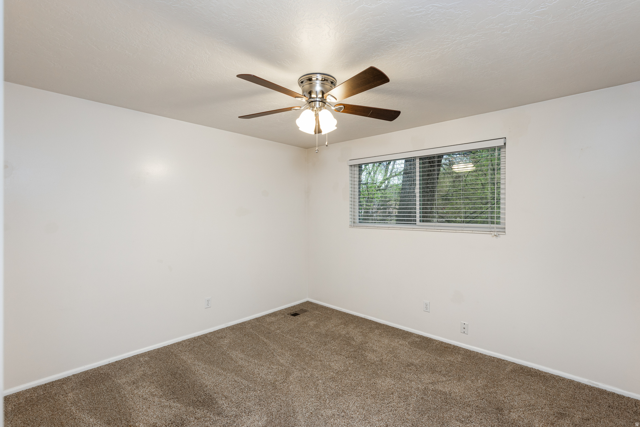 MT VERNON COVE - Residential