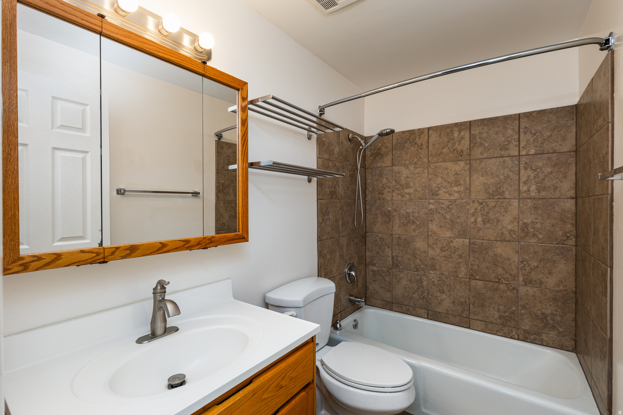 MT VERNON COVE - Residential