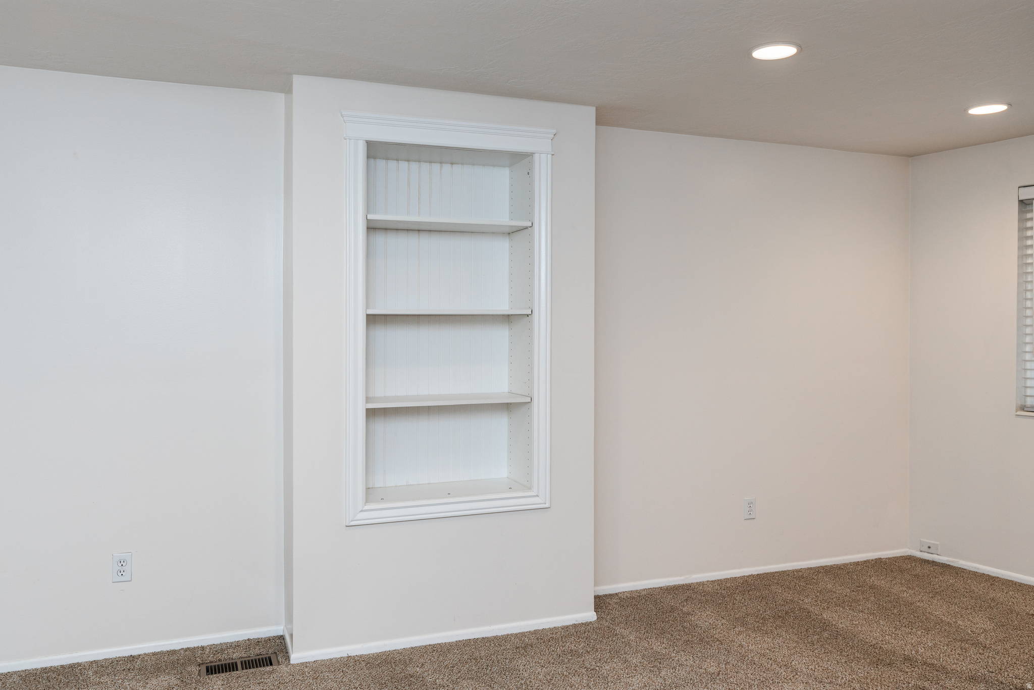 MT VERNON COVE - Residential