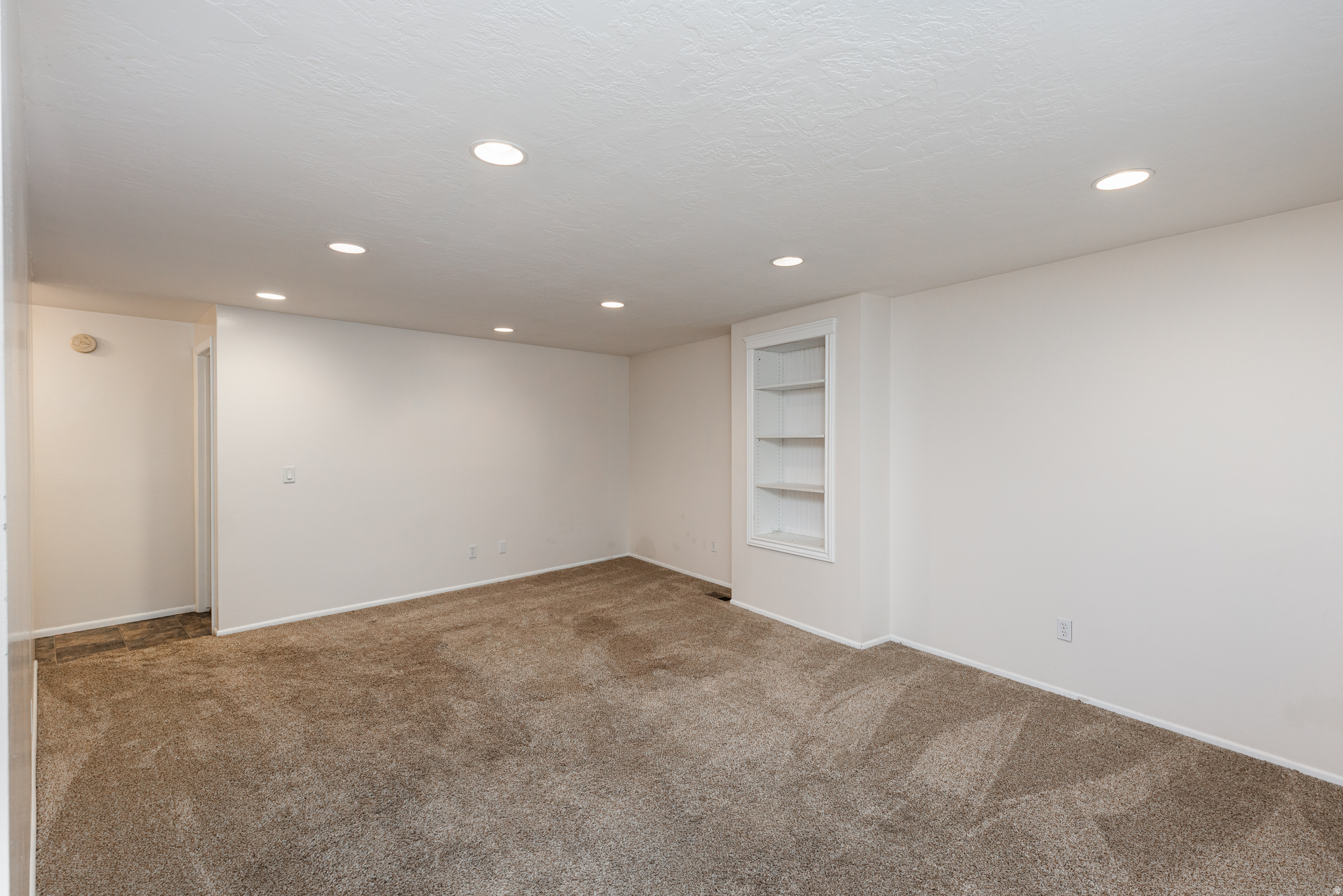 MT VERNON COVE - Residential