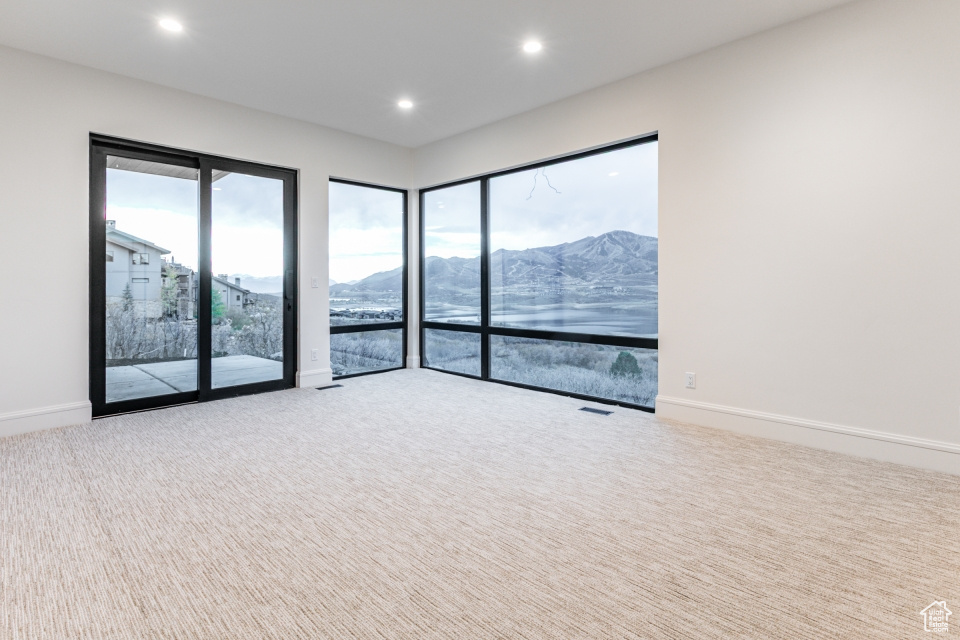 HIDEOUT CANYON - Residential