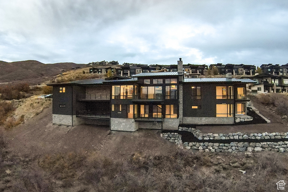 HIDEOUT CANYON - Residential