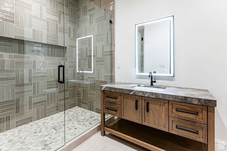 HIDEOUT CANYON - Residential