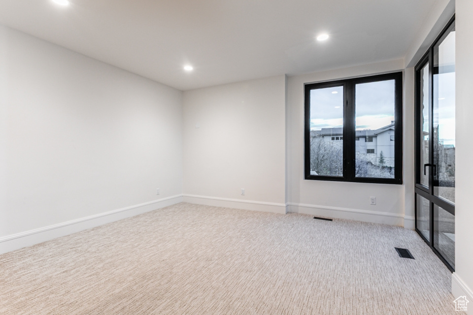 HIDEOUT CANYON - Residential