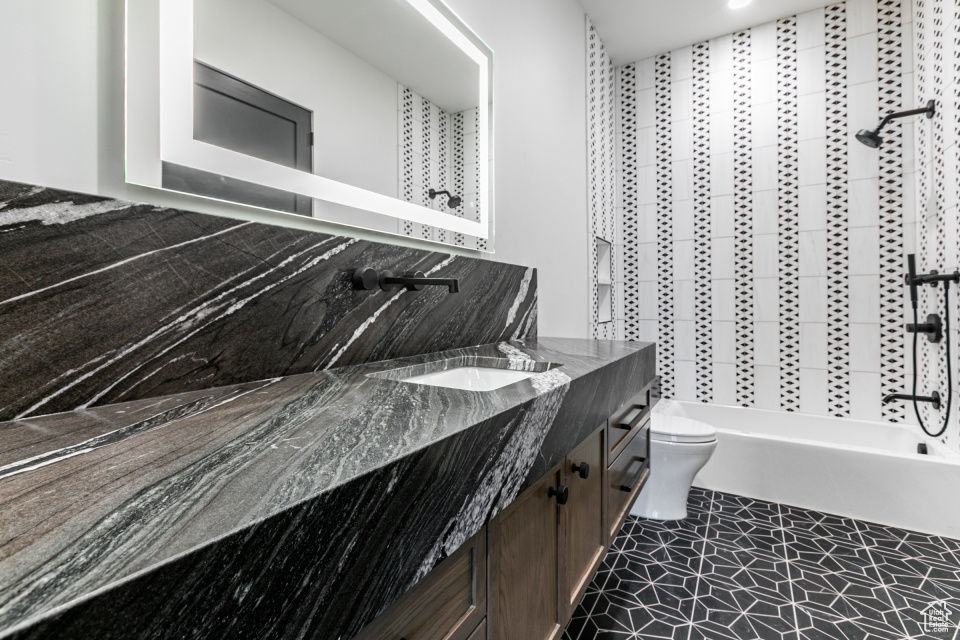 HIDEOUT CANYON - Residential