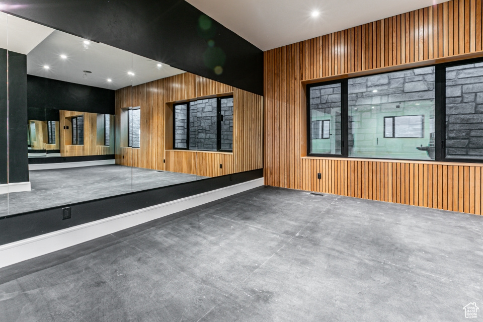 HIDEOUT CANYON - Residential