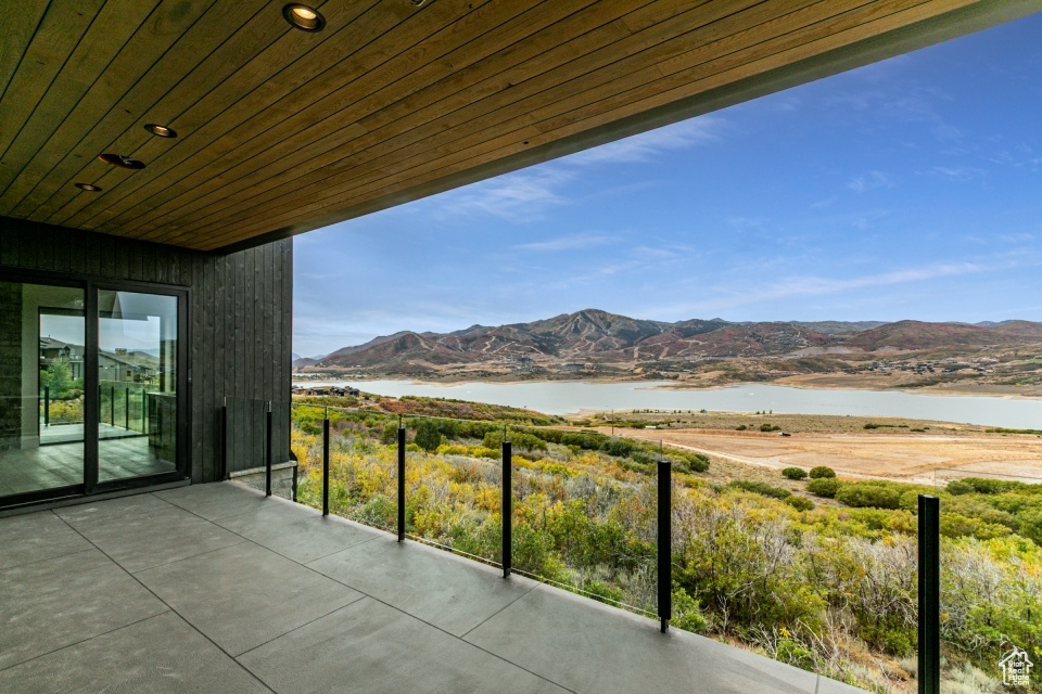 HIDEOUT CANYON - Residential