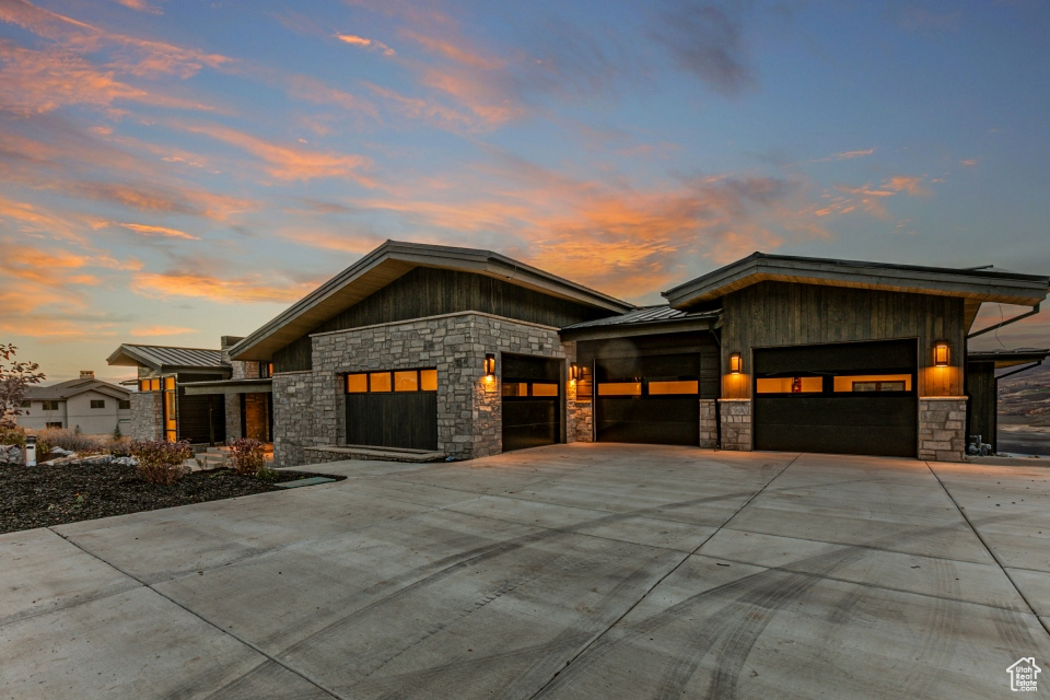 HIDEOUT CANYON - Residential