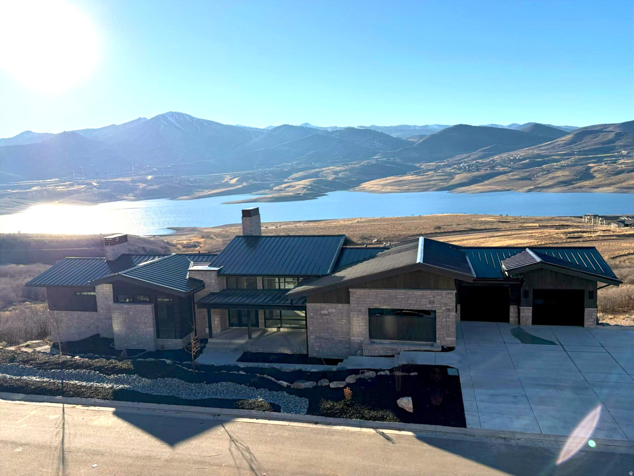 HIDEOUT CANYON - Residential