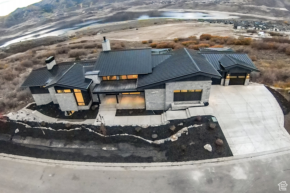 HIDEOUT CANYON - Residential