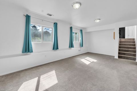 Tiny photo for 1052 N 1000 E, Layton, UT 84040 (MLS # 2154446)