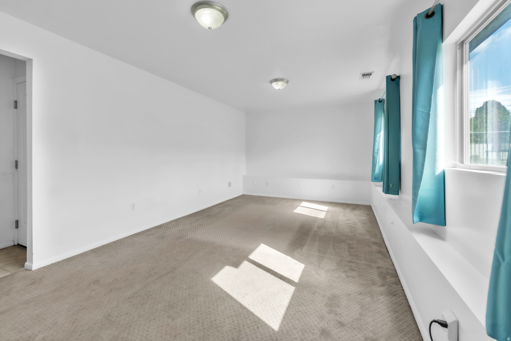 EAST MEADOWS NO 2 - Residential