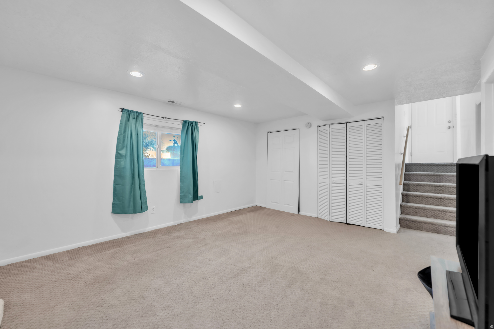 EAST MEADOWS NO 2 - Residential