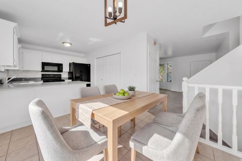 Tiny photo for 1052 N 1000 E, Layton, UT 84040 (MLS # 2154446)