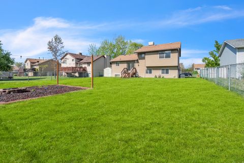Tiny photo for 1052 N 1000 E, Layton, UT 84040 (MLS # 2154446)