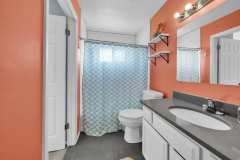 Tiny photo for 1052 N 1000 E, Layton, UT 84040 (MLS # 2154446)
