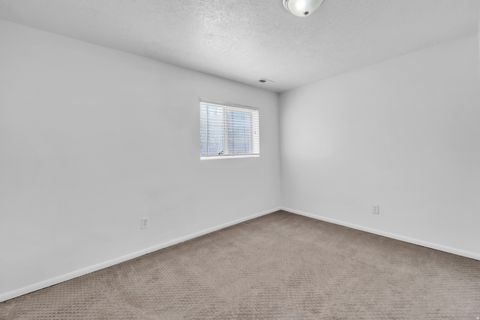 Tiny photo for 1052 N 1000 E, Layton, UT 84040 (MLS # 2154446)