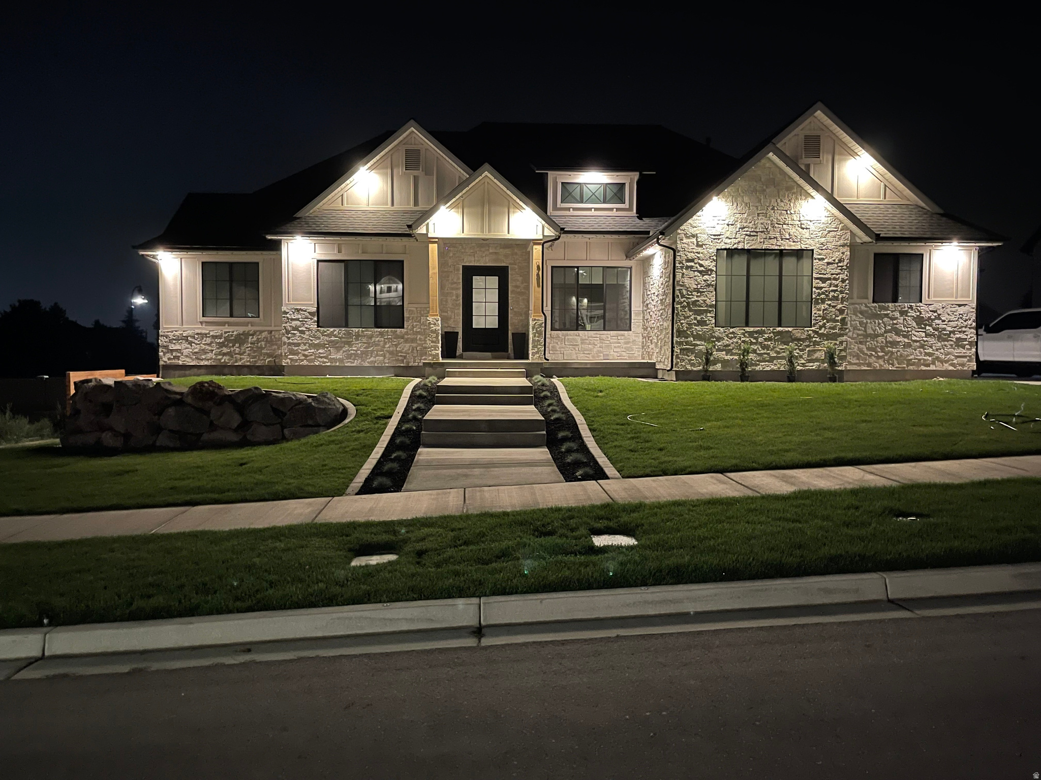 MITCHELL - Residential