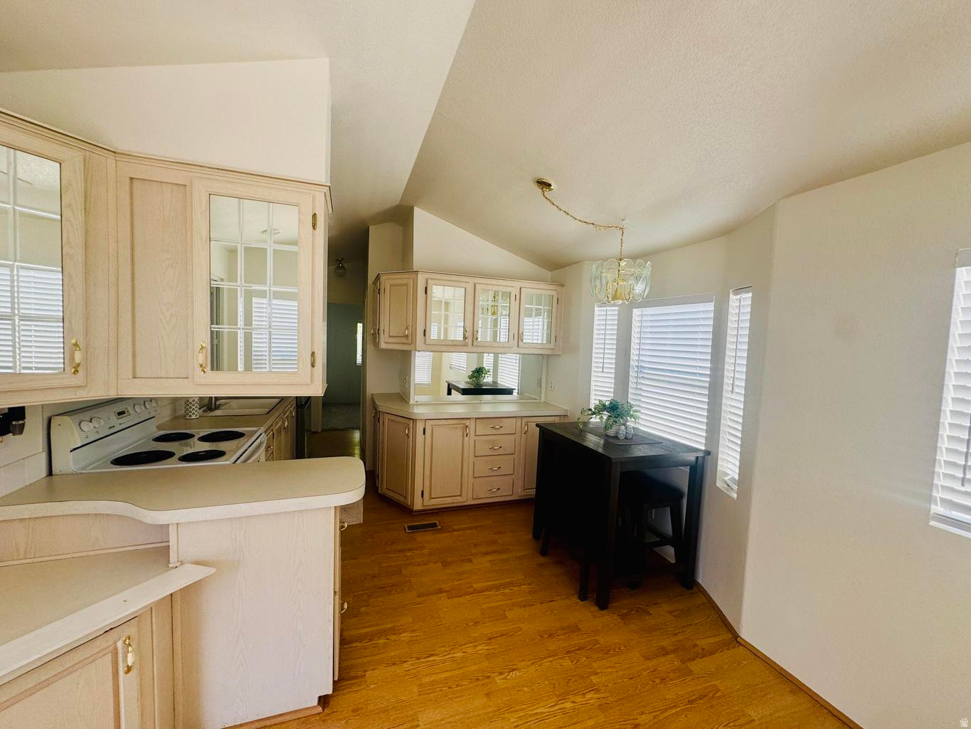 WORLDWIDE SUN RESORT - Residential