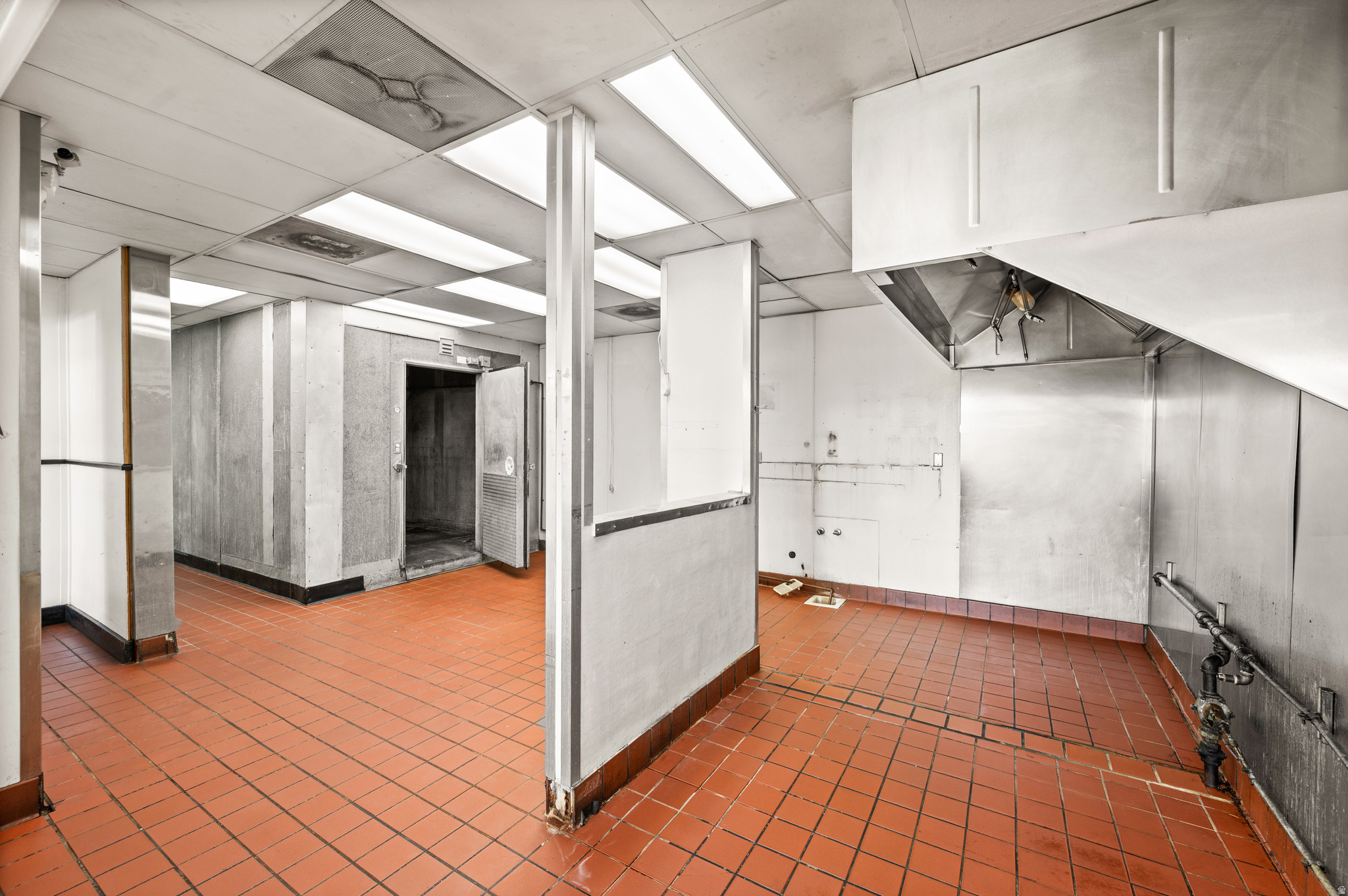 PLAT B - Commercial Lease