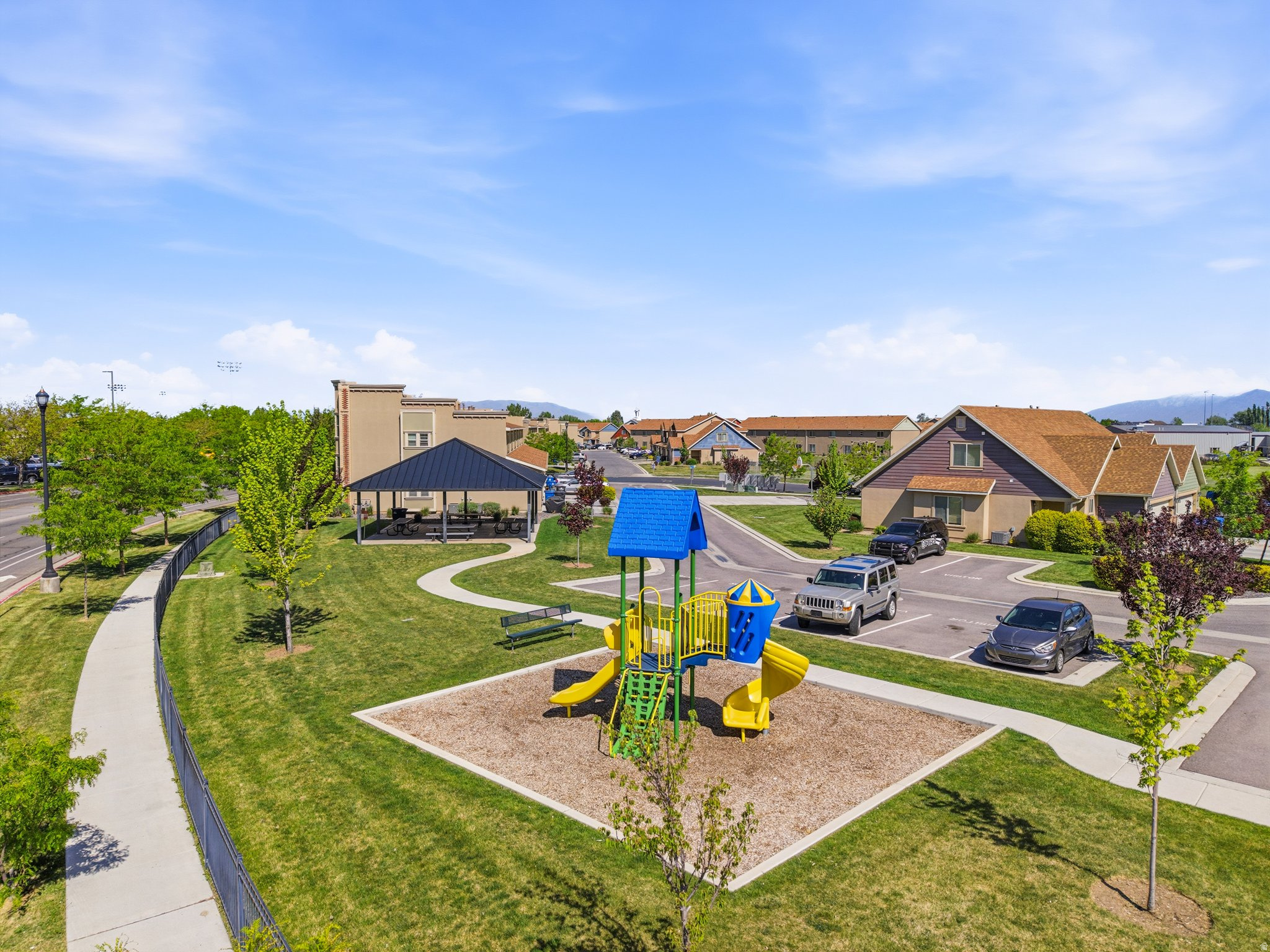 PARKVIEW - Residential